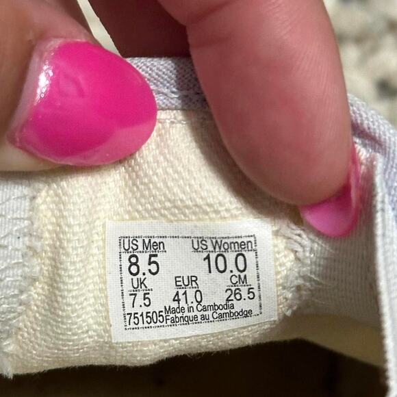 Light blue and white checkered vans - Picture 6 of 6